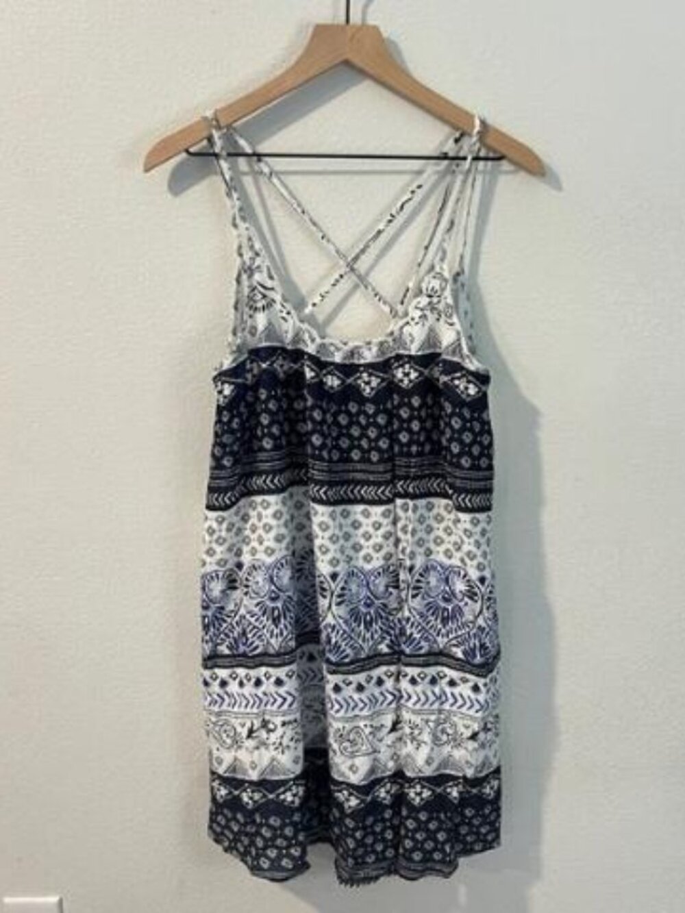 Roxy Gauzy Blue White Tribal Pattern Strappy Sleeveless Mini‎ Dress NWT Size L